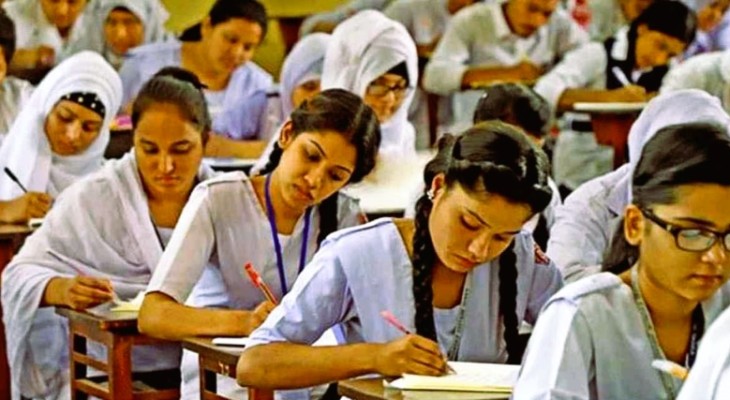 সব বোর্ডে এক প্রশ্নে এইচএসসি